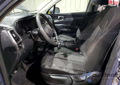 2022 Kia Sorento Lx z USA, uszkodzony, nr VIN 5XYRGDLC0NG097802